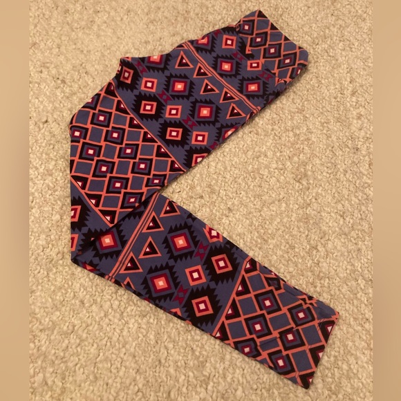 ๐3for$10๐ LulaRoe leggings purple print OS - Picture 6 of 8